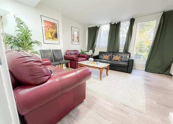 Cosy 3 Bedroom 3 Bathroom Flat With Private Garden- Maida Vale, Near Paddington