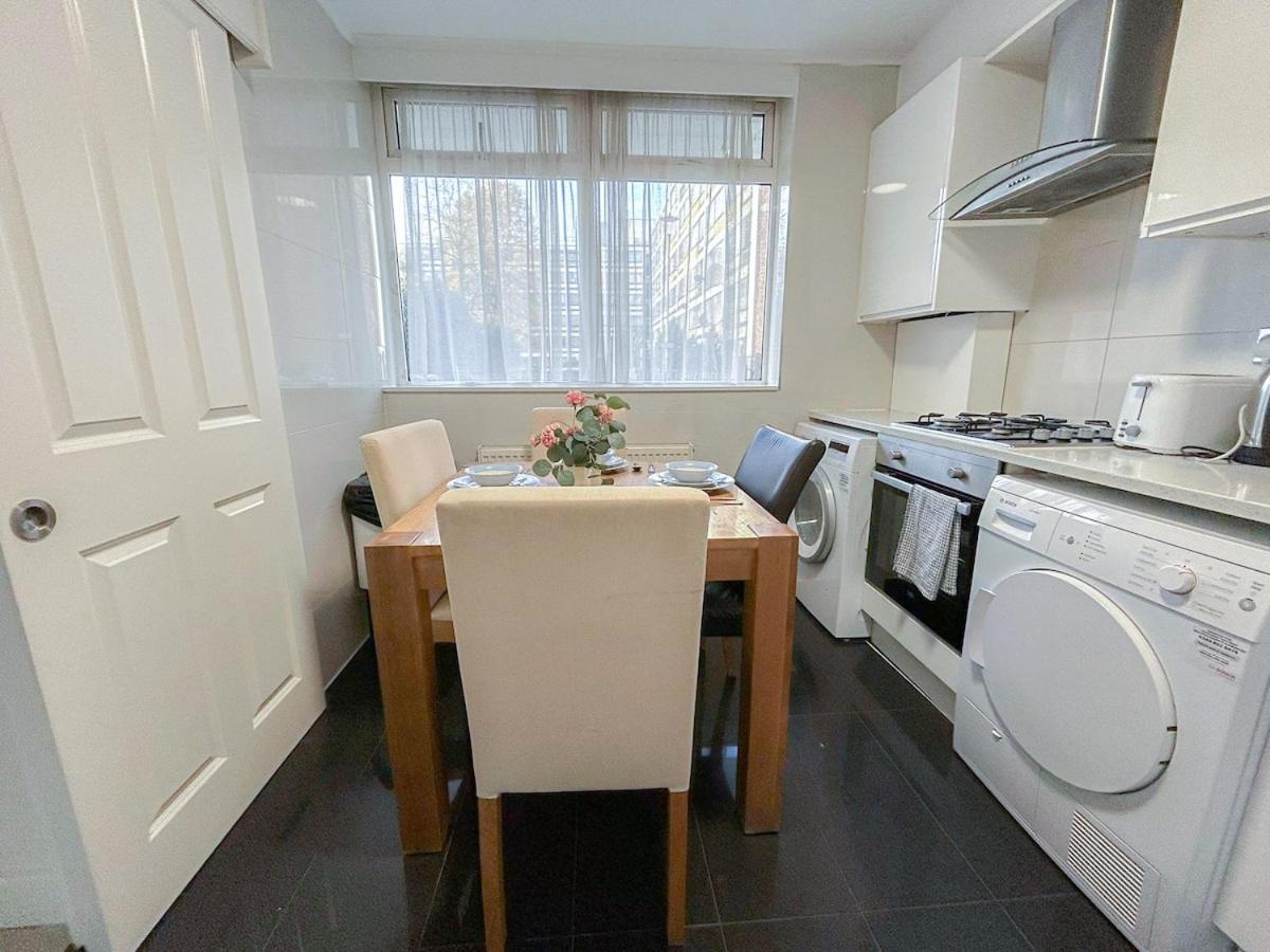 Cosy 3 Bedroom 3 Bathroom Flat With Private Garden- Maida Vale, Near Paddington Apartamento
