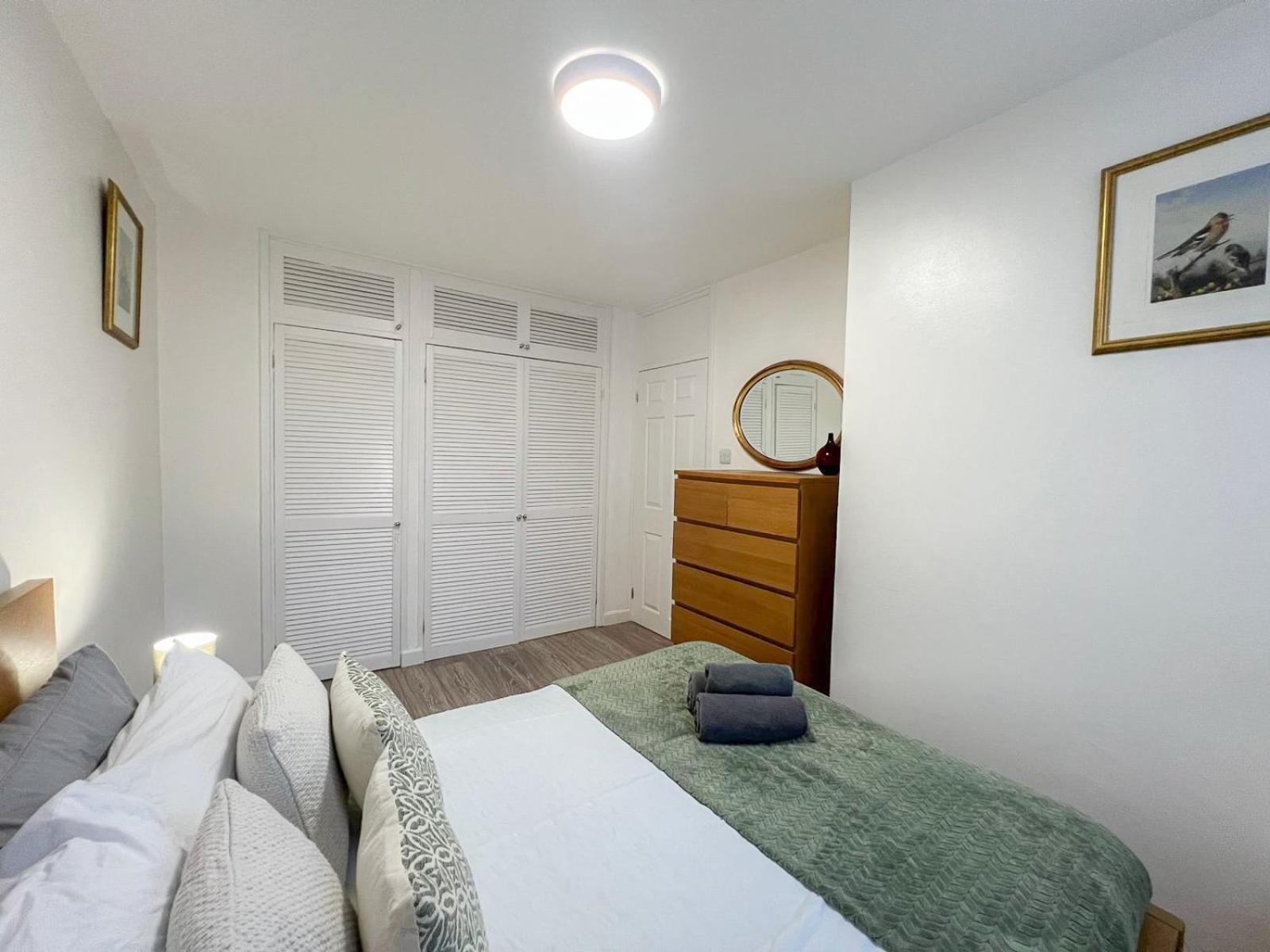 Cosy 3 Bedroom 3 Bathroom Flat With Private Garden- Maida Vale, Near Paddington
