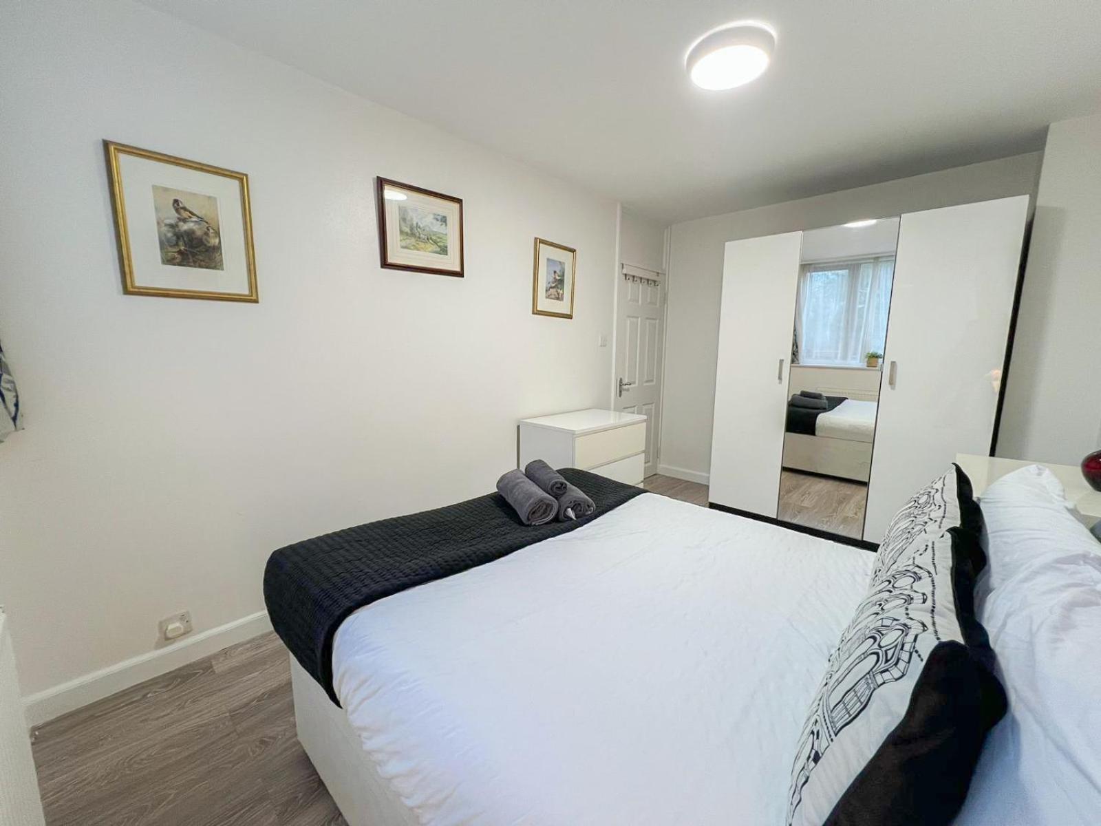 Cosy 3 Bedroom 3 Bathroom Flat With Private Garden- Maida Vale, Near Paddington Apartamento Londres