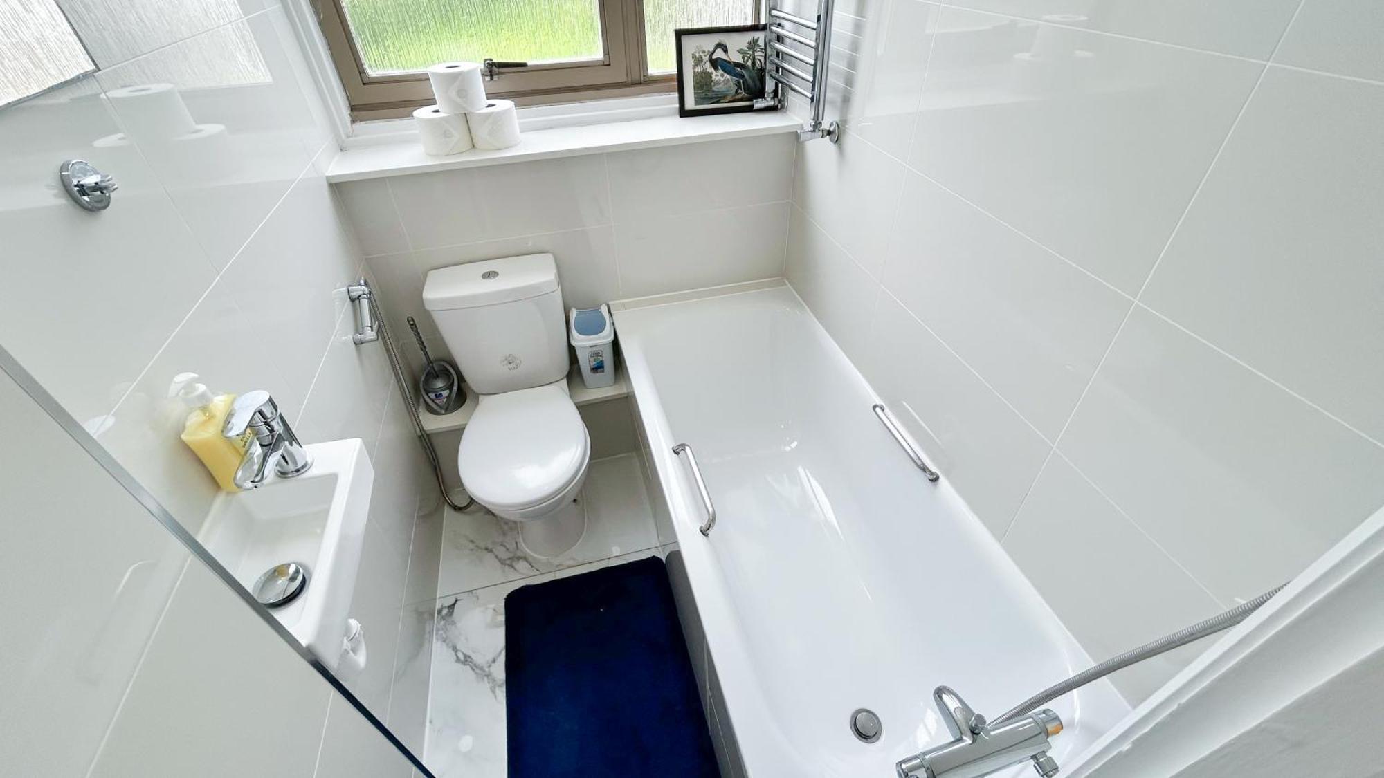 Cosy 3 Bedroom 3 Bathroom Flat With Private Garden- Maida Vale, Near Paddington London